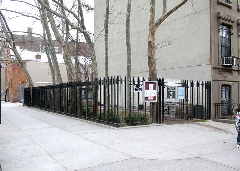 800px-collyer_bros_park_jeh